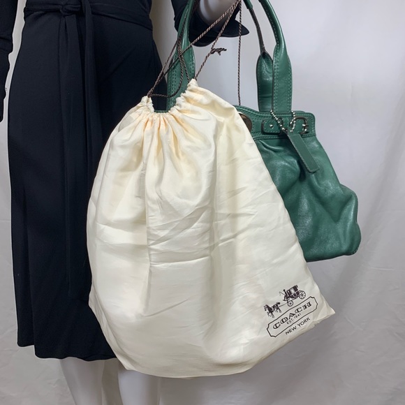 Coach Garnet Bag - Picture 8 of 8